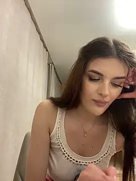 little belucci online show from March 14, 2025, 5:57 pm