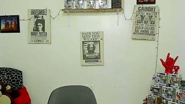 Snapshot of ney_22 chatting on January 22, 2025, 3:51 pm ney 22 online show from January 22, 2025, 3:51 pm