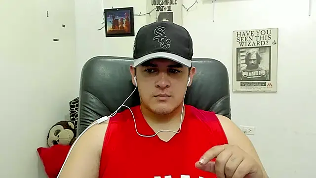 Snapshot of ney_22 chatting on January 27, 2025, 8:49 pm ney 22 online show from January 27, 2025, 8:49 pm