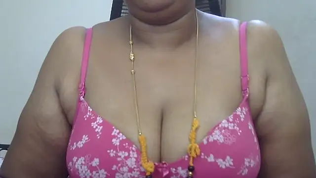 Snapshot of Nithya_forever chatting on October 9, 2025, 5:05 am Nithya forever online show from October 9, 2025, 5:05 am