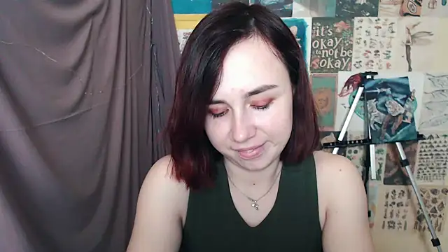 Snapshot of VeryVeryVeryShy_ chatting on January 8, 2025, 9:32 am VeryVeryVeryShy online show from January 8, 2025, 9:32 am