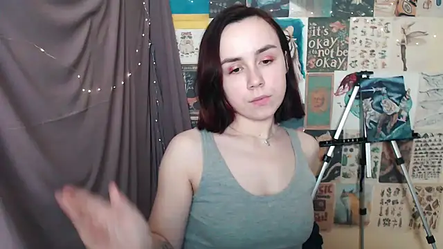 Snapshot of VeryVeryVeryShy_ chatting on January 11, 2025, 9:26 am VeryVeryVeryShy online show from January 11, 2025, 9:26 am