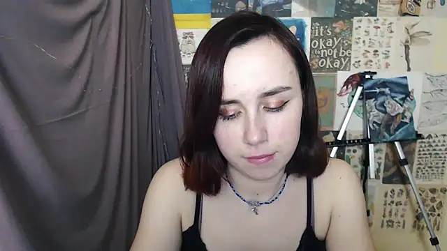 Snapshot of VeryVeryVeryShy_ chatting on January 15, 2025, 9:35 am VeryVeryVeryShy online show from January 15, 2025, 9:35 am