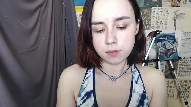 Snapshot of VeryVeryVeryShy_ chatting on January 17, 2025, 9:39 am VeryVeryVeryShy online show from January 17, 2025, 9:39 am