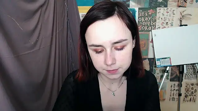 Snapshot of VeryVeryVeryShy_ chatting on January 29, 2025, 6:33 am VeryVeryVeryShy online show from January 29, 2025, 6:33 am