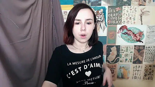 Snapshot of VeryVeryVeryShy_ chatting on January 31, 2025, 6:35 am VeryVeryVeryShy online show from January 31, 2025, 6:35 am