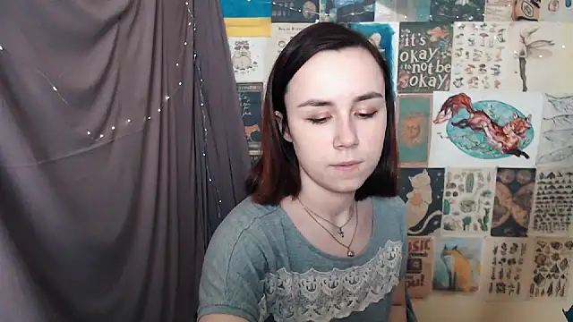 Snapshot of VeryVeryVeryShy_ chatting on February 2, 2025, 9:30 am VeryVeryVeryShy online show from February 2, 2025, 9:30 am