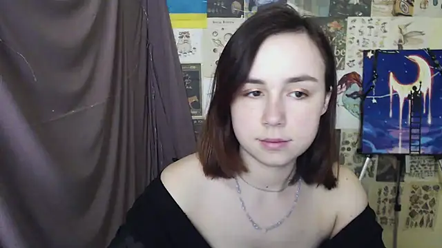 Snapshot of VeryVeryVeryShy_ chatting on March 11, 2025, 9:45 am VeryVeryVeryShy online show from March 11, 2025, 9:45 am