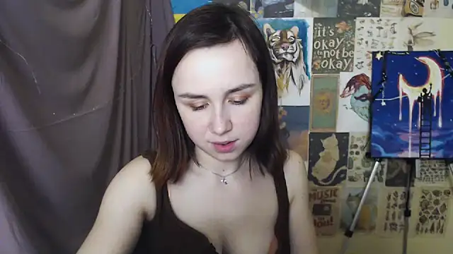 Snapshot of VeryVeryVeryShy_ chatting on March 14, 2025, 9:57 am VeryVeryVeryShy online show from March 14, 2025, 9:57 am