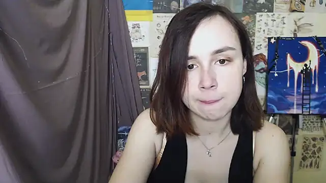 Snapshot of VeryVeryVeryShy_ chatting on March 18, 2025, 6:57 am VeryVeryVeryShy online show from March 18, 2025, 6:57 am