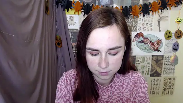 Snapshot of VeryVeryVeryShy_ chatting on November 1, 2025, 8:22 pm VeryVeryVeryShy online show from November 1, 2025, 8:22 pm