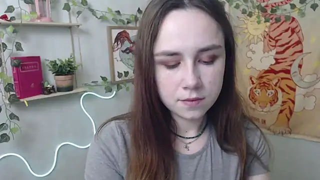 VeryVeryVeryShy  online show from April 11, 2026, 5:34 am