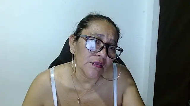 katia mature online show from October 26, 2025, 2:39 am