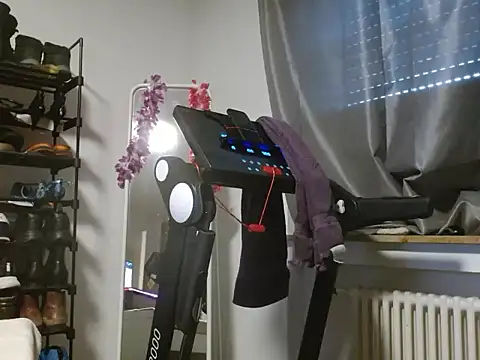 Snapshot of wetgerman_2 chatting on February 10, 2025, 11:25 am wetgerman 2 online show from February 10, 2025, 11:25 am