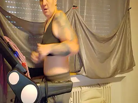 Snapshot of wetgerman_2 chatting on September 25, 2025, 10:19 am wetgerman 2 online show from September 25, 2025, 10:19 am