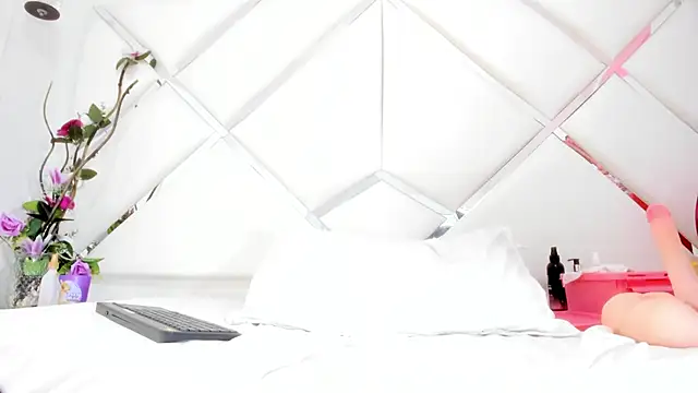 Snapshot of AgathaPember chatting on March 3, 2025, 9:37 pm AgathaPember online show from March 3, 2025, 9:37 pm