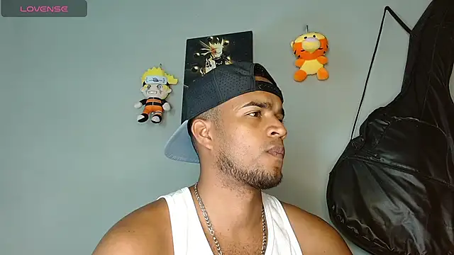 Bigcock 21cm  online show from September 23, 2025, 7:39 pm