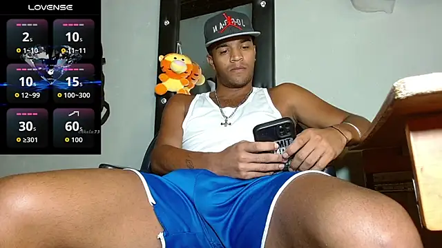 Bigcock 21cm  online show from March 5, 2026, 10:55 am