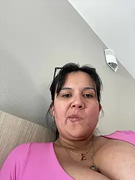 SWEETLILY18 online show from February 15, 2025, 4:34 pm