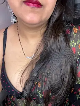 Snapshot of Zoya_Varma004 chatting on March 28, 2026, 5:40 am Zoya Varma004 online show from March 28, 2026, 5:40 am
