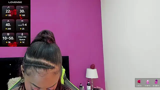 Snapshot of Brunna-Brownn chatting on December 21, 2024, 12:16 pm Brunna-Brownn online show from December 21, 2024, 12:16 pm