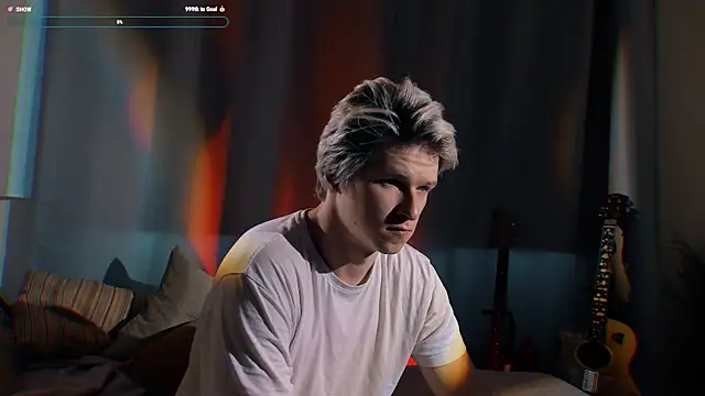 Snapshot of Breston_Sweet chatting on October 4, 2025, 5:16 am Breston Sweet online show from October 4, 2025, 5:16 am