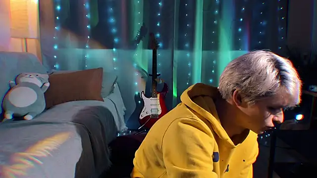 Breston Sweet online show from December 14, 2025, 8:20 am