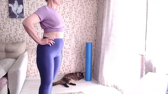 Snapshot of BelovedLady chatting on June 19, 2026, 5:45 am BelovedLady online show from June 19, 2026, 5:45 am