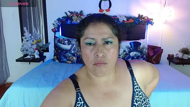 Keyla01  online show from November 29, 2025, 11:30 pm