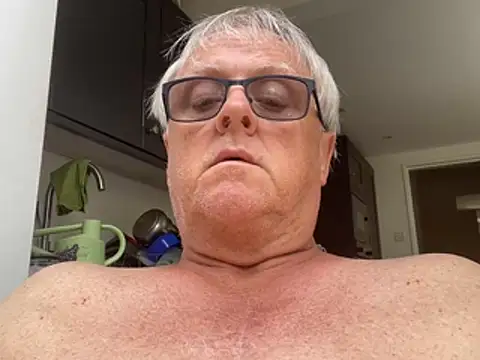 Snapshot of bigbadjon69 chatting on June 29, 2026, 11:43 am bigbadjon69 online show from June 29, 2026, 11:43 am