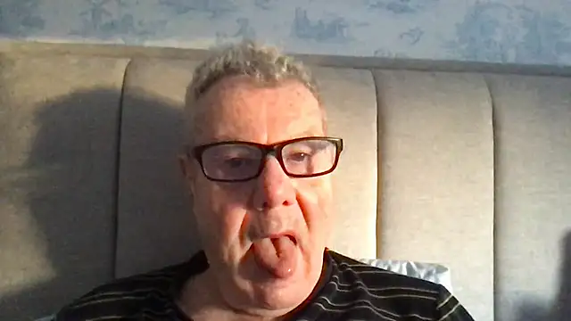 Oldpistolpete online show from December 19, 2025, 9:05 am