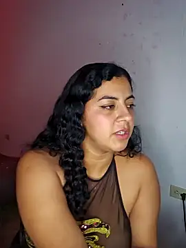 Snapshot of Mary_pinkish chatting on January 16, 2025, 3:23 am Mary pinkish online show from January 16, 2025, 3:23 am