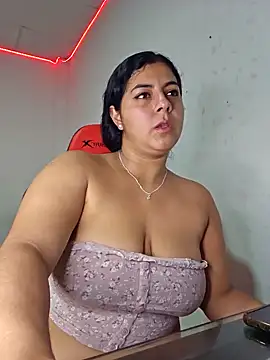 Snapshot of Mary_pinkish chatting on January 16, 2025, 6:25 am Mary pinkish online show from January 16, 2025, 6:25 am