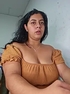 Snapshot of Mary_pinkish chatting on January 24, 2025, 5:31 am Mary pinkish online show from January 24, 2025, 5:31 am