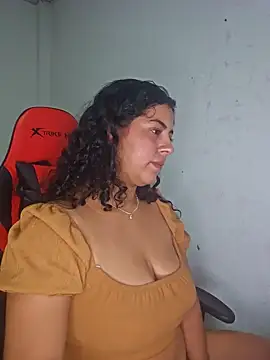 Snapshot of Mary_pinkish chatting on February 2, 2025, 4:37 am Mary pinkish online show from February 2, 2025, 4:37 am