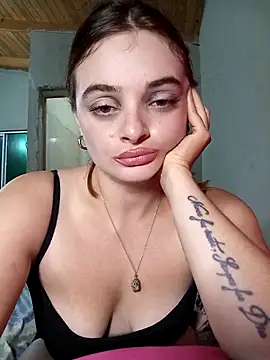 Emmacut online show from April 5, 2026, 1:58 am