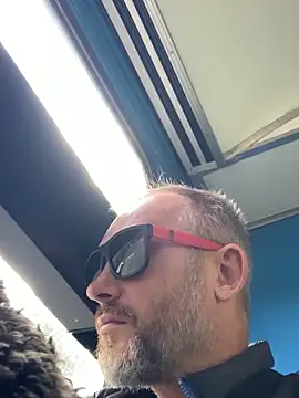 Snapshot of GHsveter chatting on September 19, 2025, 11:55 am GHsveter online show from September 19, 2025, 11:55 am