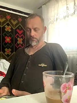 Snapshot of GHsveter chatting on October 27, 2025, 9:46 am GHsveter online show from October 27, 2025, 9:46 am