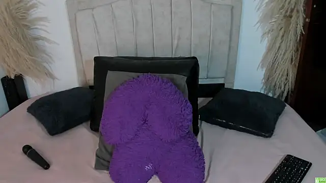 Bianka olivetto021 online show from January 8, 2026, 3:20 am