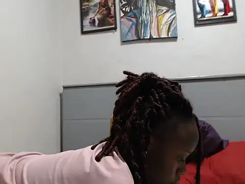 Snapshot of CandyLovesU2 chatting on December 13, 2025, 8:04 pm CandyLovesU2 online show from December 13, 2025, 8:04 pm