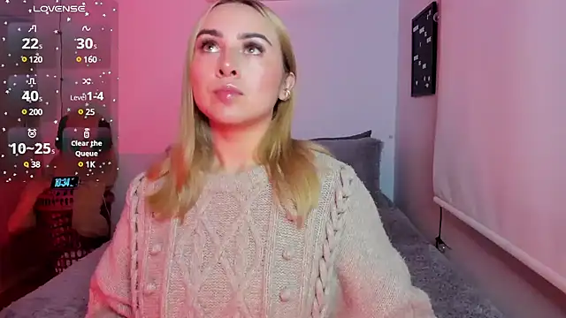 sophi mooreno online show from February 10, 2025, 3:35 am