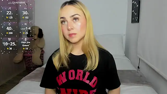 sophi mooreno online show from March 21, 2025, 1:56 am