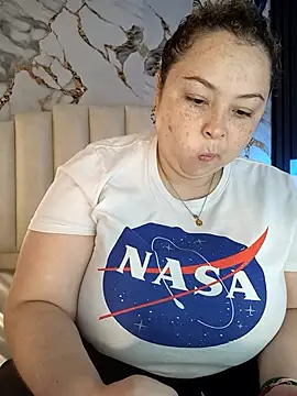 mollieblue69 online show from January 10, 2026, 12:40 pm