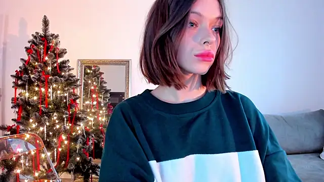 Snapshot of Kossie_ chatting on December 22, 2024, 10:17 am Kossie online show from December 22, 2024, 10:17 am