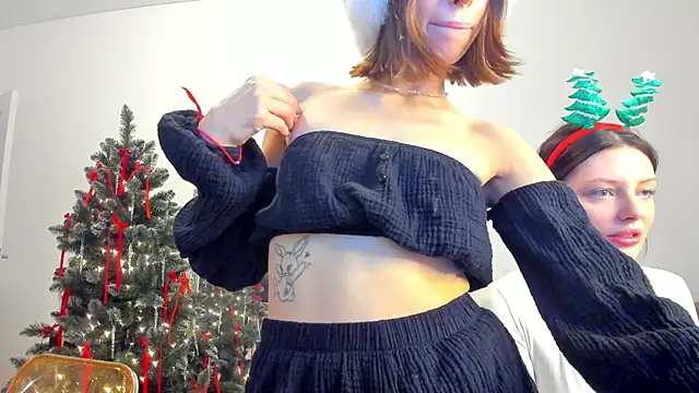 Snapshot of Kossie_ chatting on December 26, 2024, 1:21 pm Kossie online show from December 26, 2024, 1:21 pm