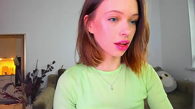 Snapshot of Kossie_ chatting on March 6, 2025, 12:41 pm Kossie online show from March 6, 2025, 12:41 pm