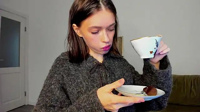 Snapshot of Kossie_ chatting on November 6, 2025, 8:32 pm Kossie online show from November 6, 2025, 8:32 pm