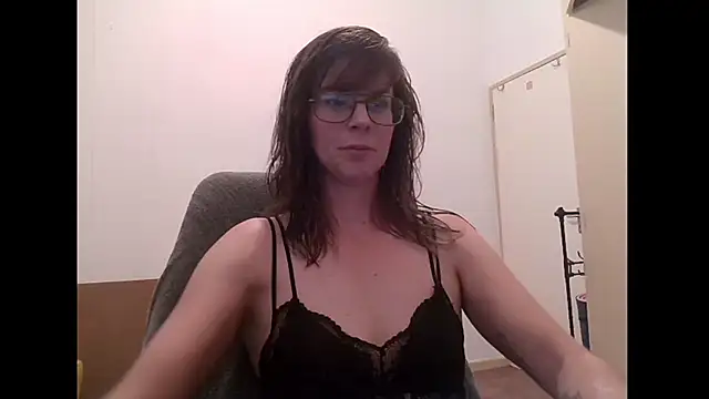 SavannaGirly online show from March 17, 2026, 9:12 am