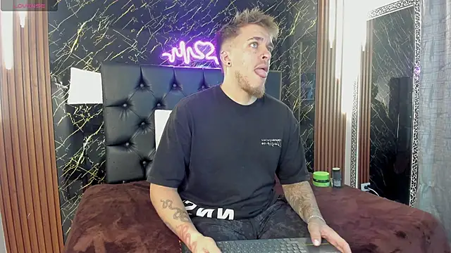 keane lee online show from November 13, 2025, 12:37 pm