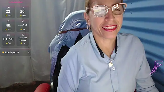 Chayla Ruiz online show from May 19, 2026, 10:54 am